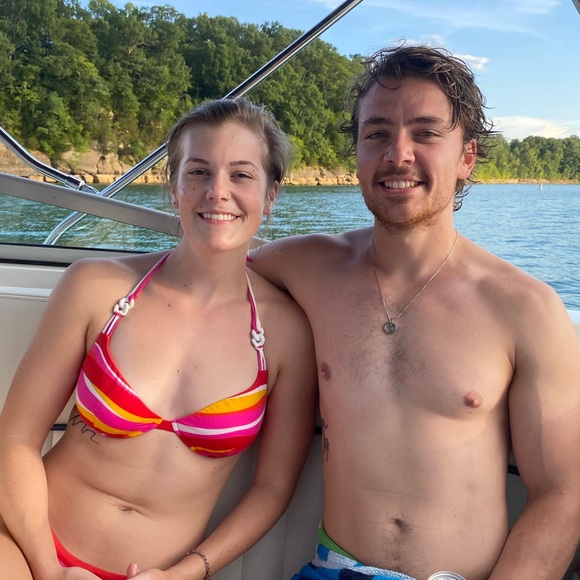 Hi! I’m Kate! 😊 - Picture 4 of 9